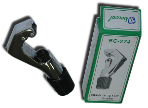 Труборез Becool BC-274 (3 - 28 мм) Труборез Becool BC-274 (3 - 28 мм)